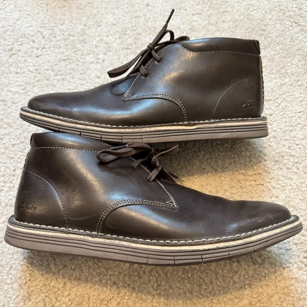 Clarks Men's Forge Stride Brown Leather‎ Chukka Boots Size 10M